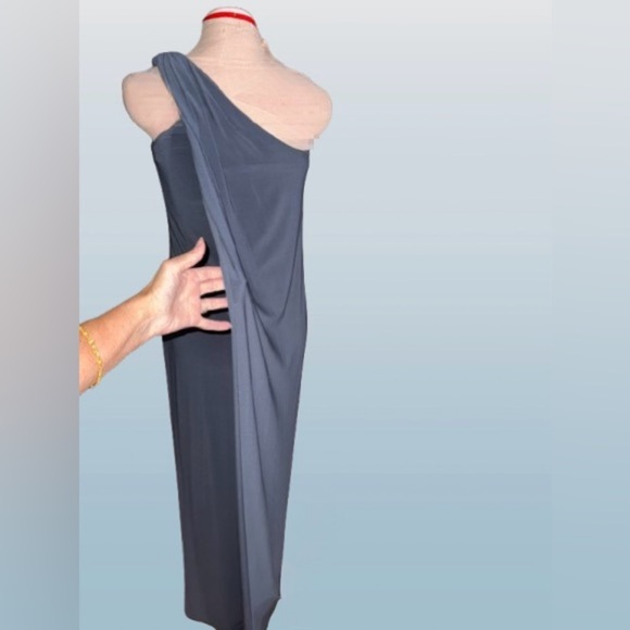 Mignon one-shoulder gown sz 6 - Picture 4 of 6